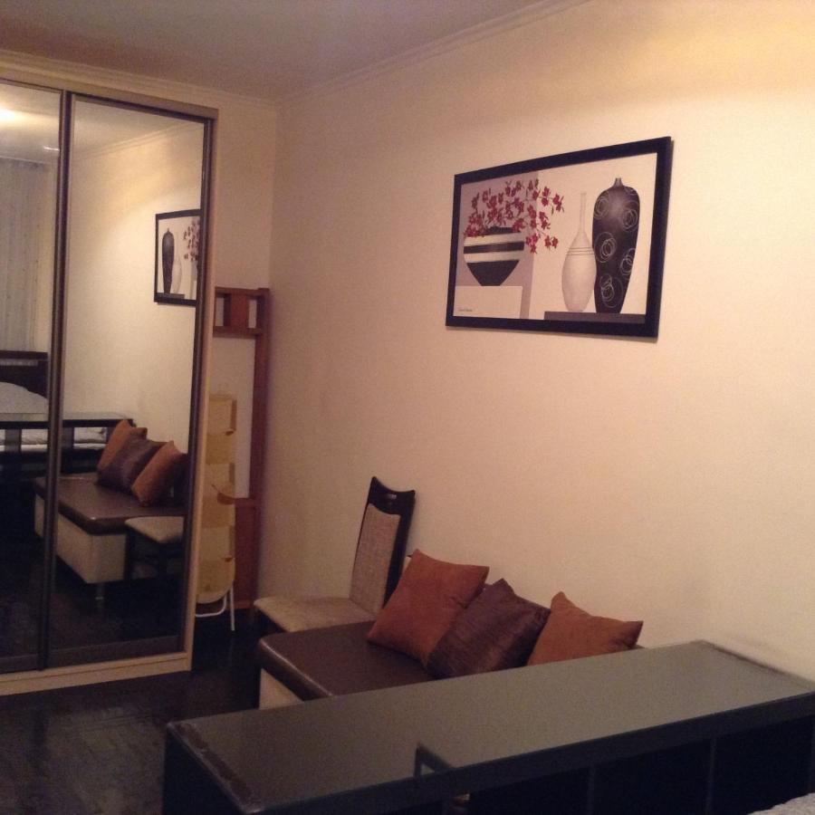 Двухкомнатная Возле Гулливера Apartment เคียฟ ภายนอก รูปภาพ